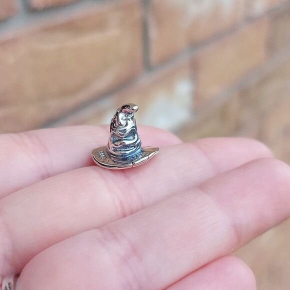 925 Silver Harry Potter Sorting Hat Charm - Picture 3 of 9